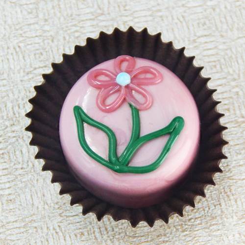 Click to view detail for HG-163 Pink Choc Treat with Strawberry/Raspberry Wildflower $47